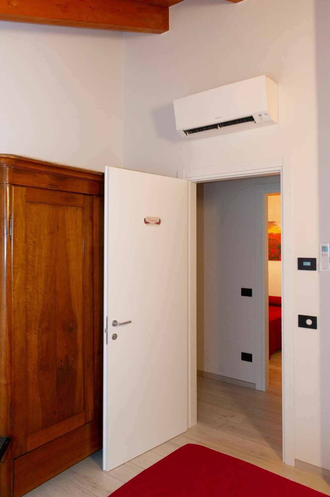 La Collinetta B&B 克雷斯佩拉诺 外观 照片